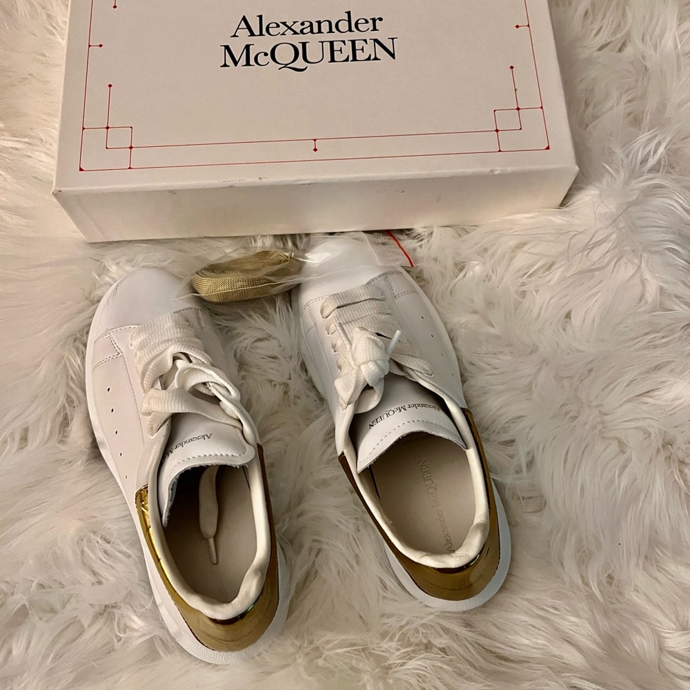 Alexander McQueen sneakers Size 1 1/2 - Picture 9 of 10